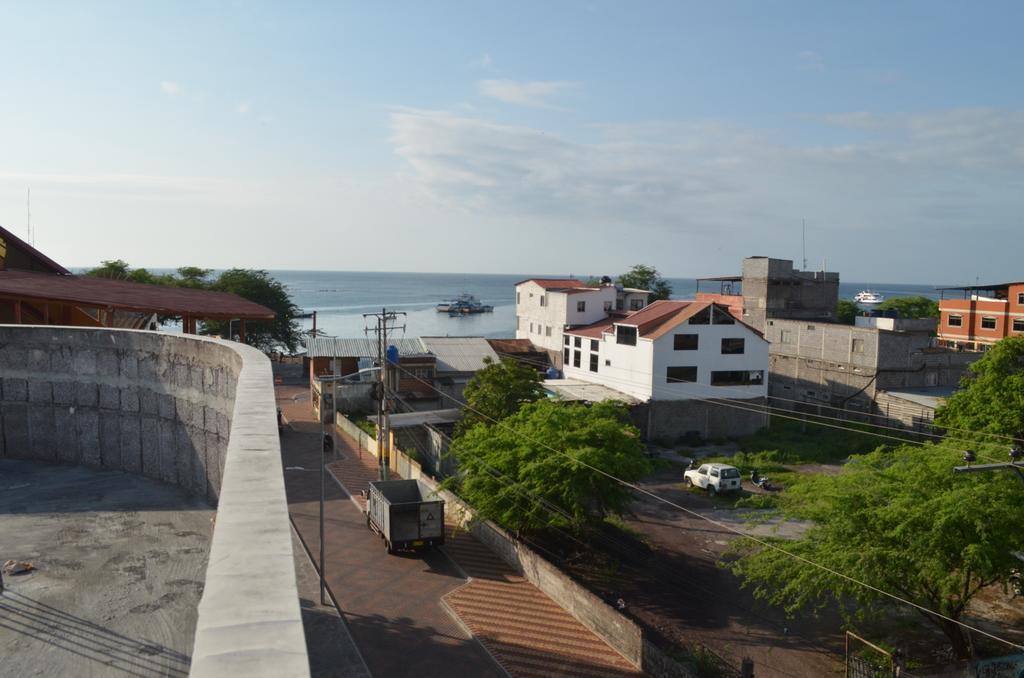 Hostal Andry Puerto Baquerizo Moreno Kültér fotó