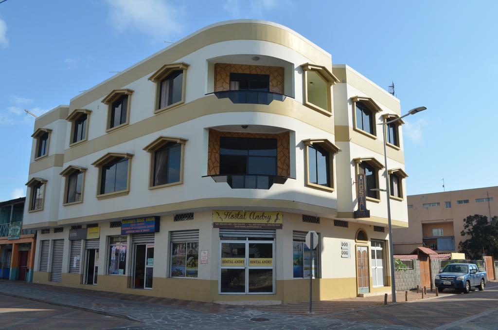 Hostal Andry Puerto Baquerizo Moreno Kültér fotó